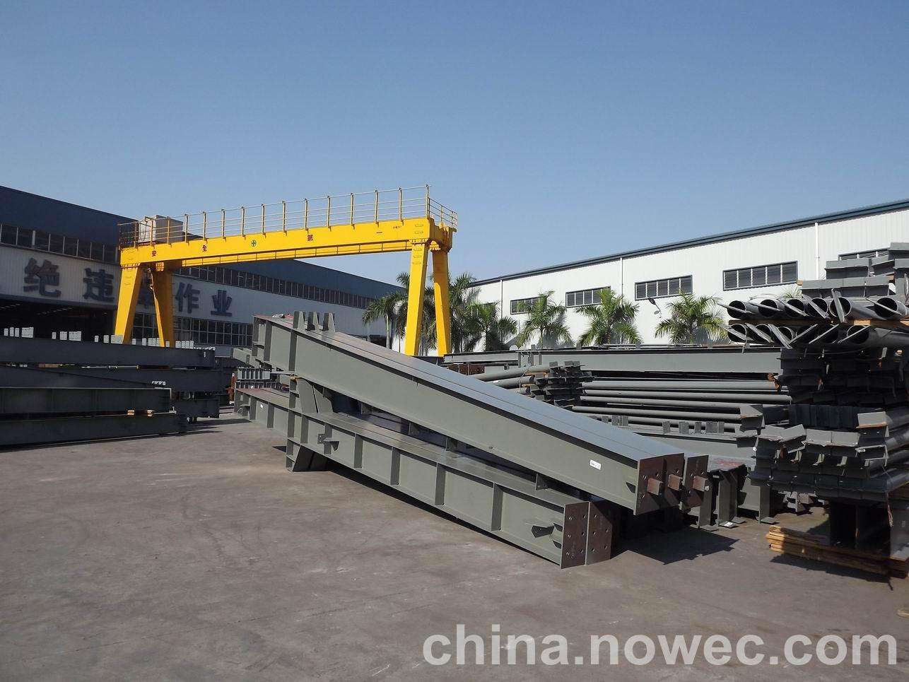 瑞金网架工程中的分条(分块)吊装法